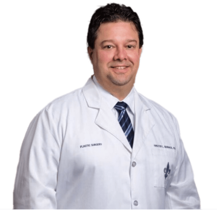 Consultation session at Ohio Plastic Surgery Specialist's office