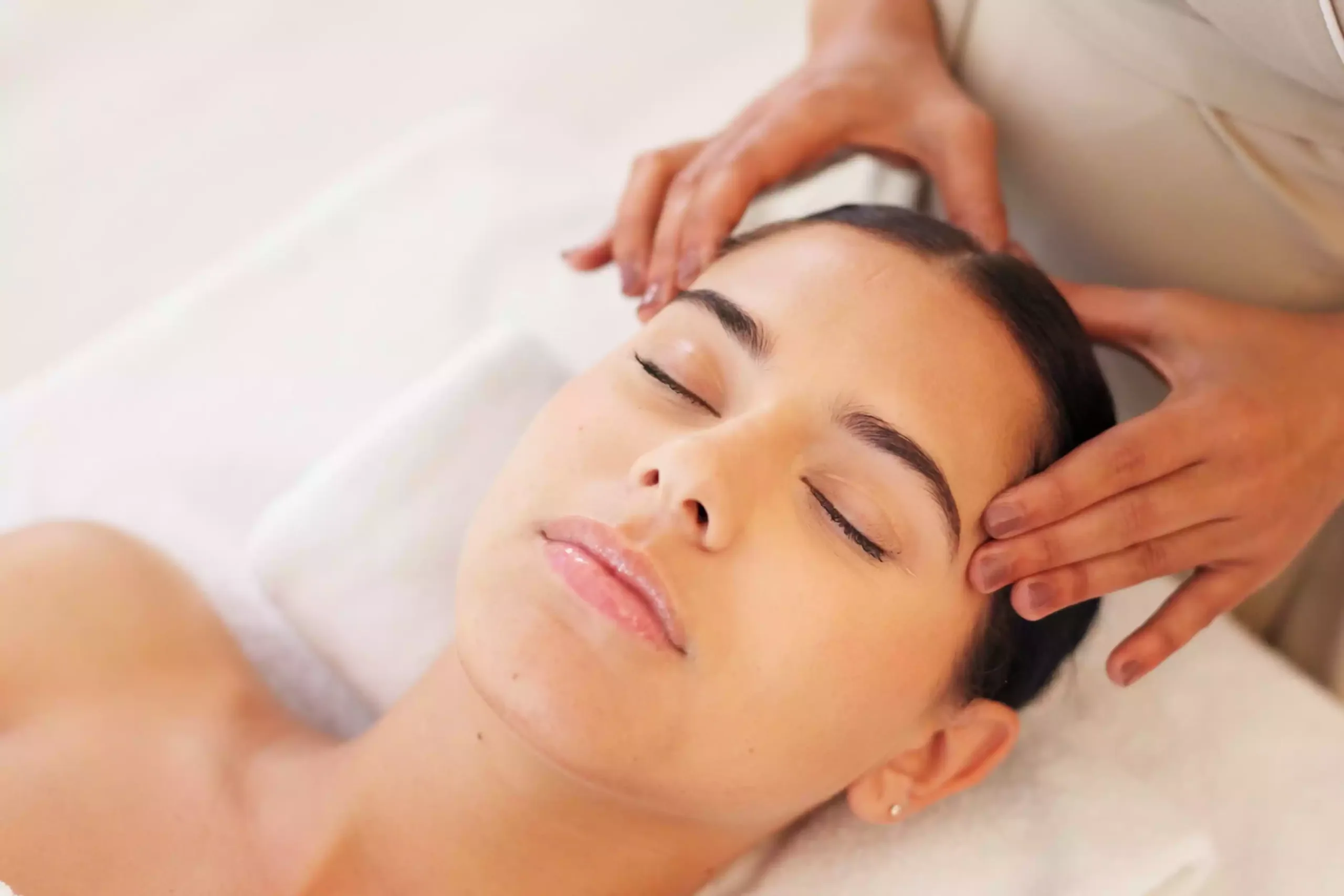 facial Rhinoplasty and facelift services in Gahanna, Ohio, for a rejuvenated facial appearance.